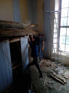 Helfer des Arcus Vereins bei den Bergungsarbeiten